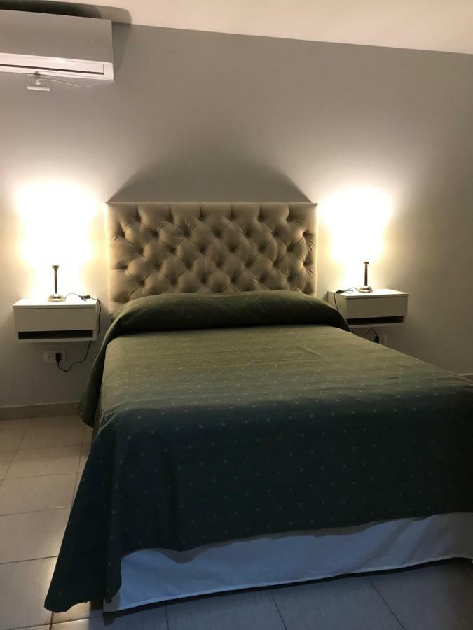 Platinum Apart Viedma Bagian luar foto